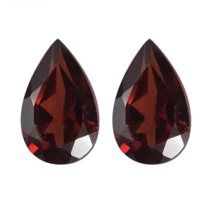 Set of 2 Mozambique Garnet (Pear 8x5 mm) 1.86 ctw Loose Gemstone