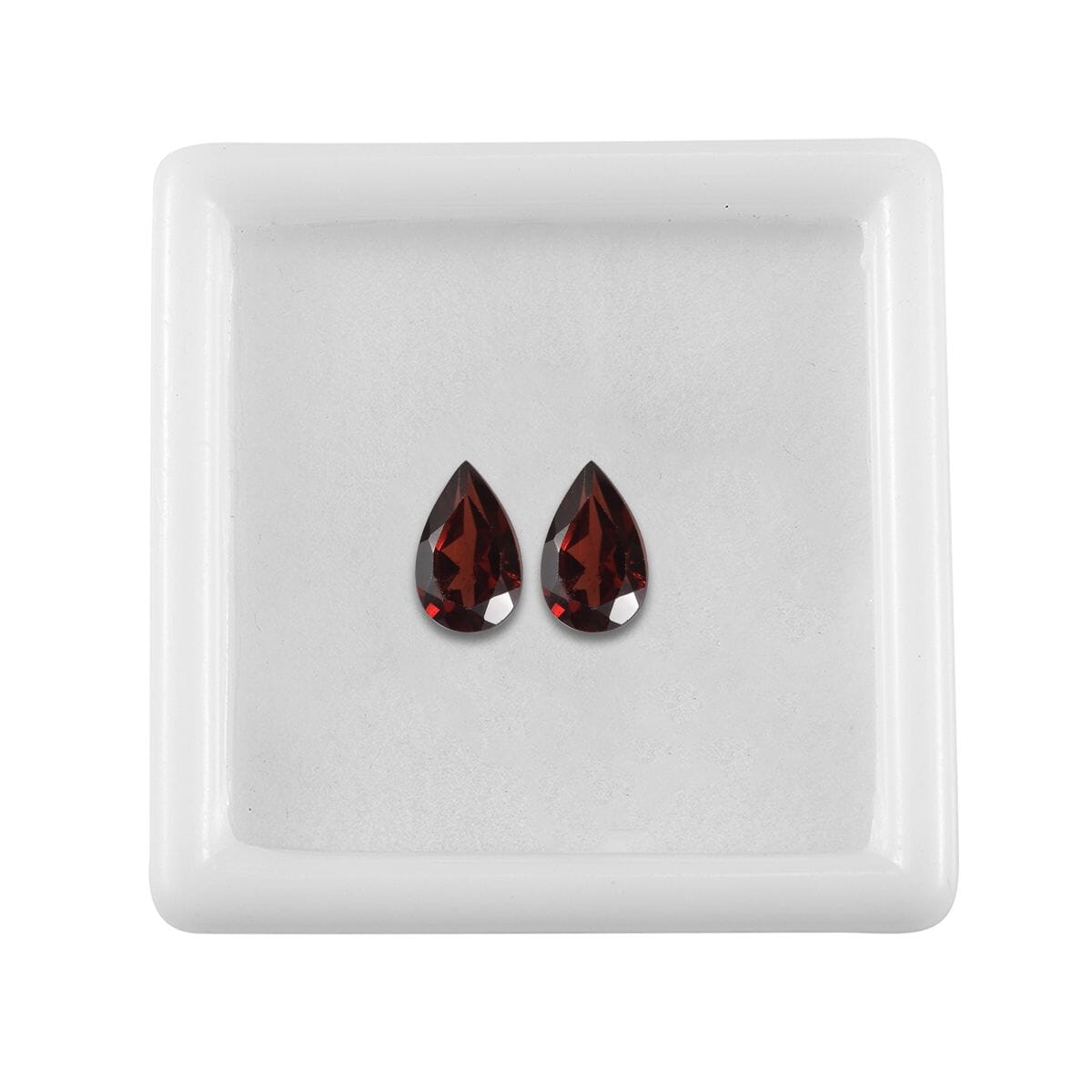 Set of 2 Mozambique Garnet (Pear 8x5 mm) 1.86 ctw Loose Gemstone image number 3