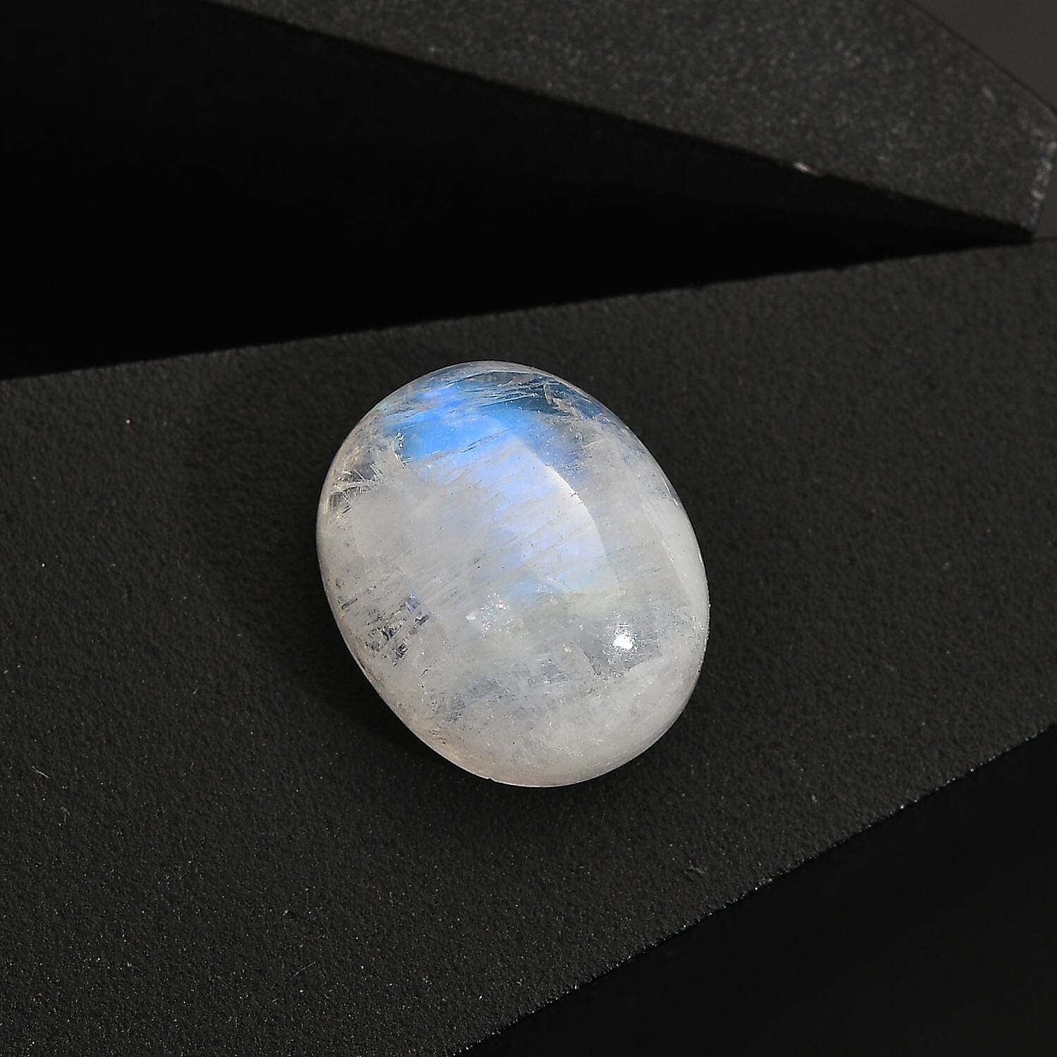 Rainbow Moonstone (Oval 12x10 mm) 4.80 ctw Loose Gemstone