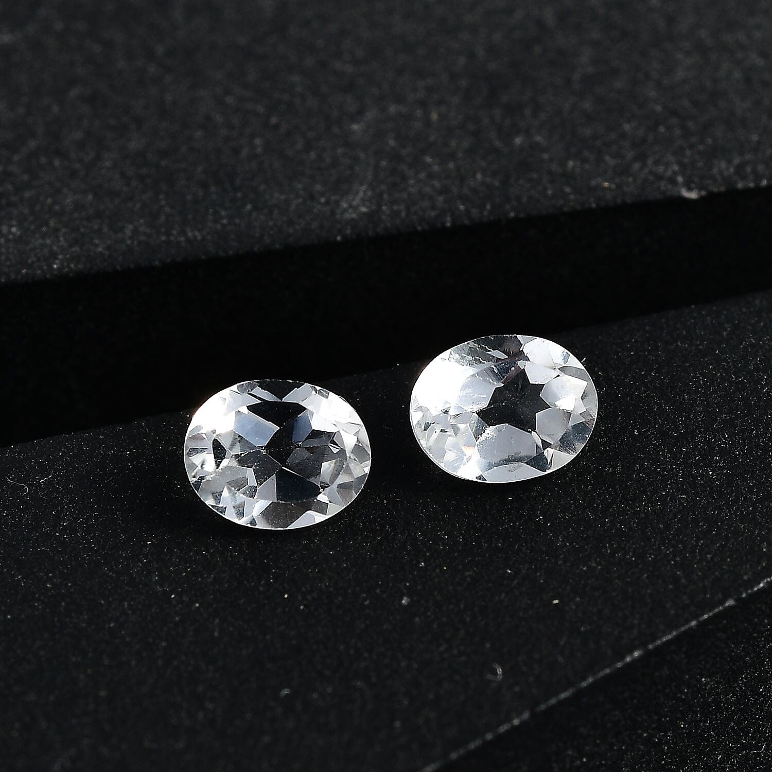 White Topaz Set of 2 (Ovl 5x4 mm) 0.85 ctw Loose Gemstone