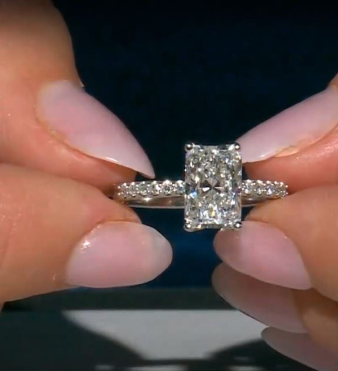 Luxuriant Lab Grown Diamond G - VS 3.00 ctw Ring in 950 Platinum 5 Grams (Del. in 10-15 Days) image number 1
