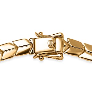 Luxoro Chevron Link Bracelet in 10K Yellow Gold (6.50 In) 6.7 Grams