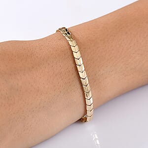 Luxoro Chevron Link Bracelet in 10K Yellow Gold (7.25 In) 7.15 Grams