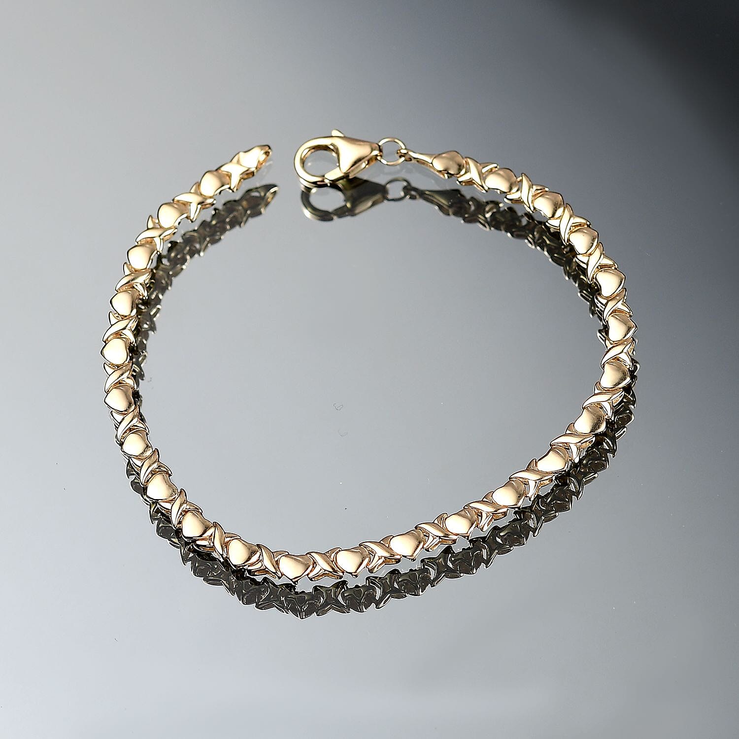 Luxoro Heart Link Bracelet in 10K Yellow Gold (6.50 In) 4.65 Grams