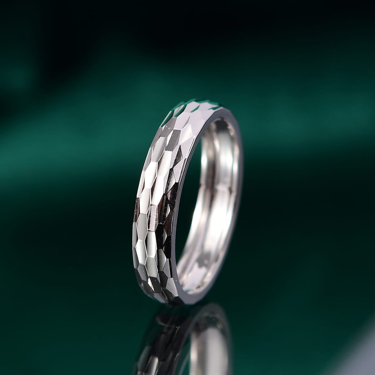 950 Platinum Diamond-Cut Band Ring (Size 6.0) 4 Grams image number 1