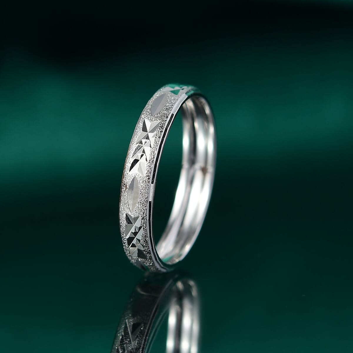 950 Platinum Diamond-cut Textured Band Ring (Size 10.0) (3.50 g) image number 1