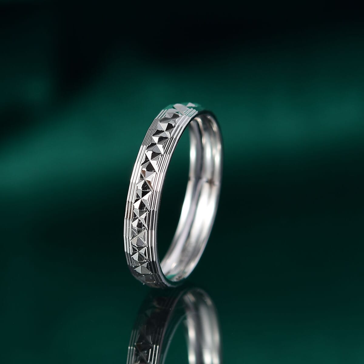 950 Platinum Diamond-cut Band Ring (Size 10.0) (3.30 g) image number 1