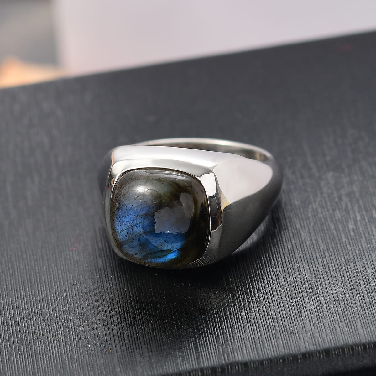 D'Joy Malagasy Labradorite 8.60 ctw Men's Ring in Rhodium Over Sterling Silver (Size 10.0) image number 1