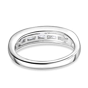 D'Joy Moissanite 0.85 ctw Ring in Sterling Silver (Size 6.5)
