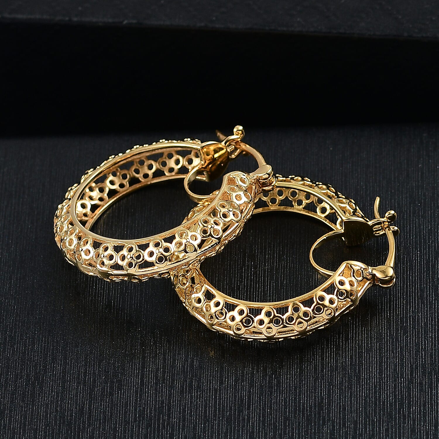 D'Joy Passport to Turkey 18K Vermeil Yellow Gold Over Sterling Silver Hoop Earrings 5.50 Grams