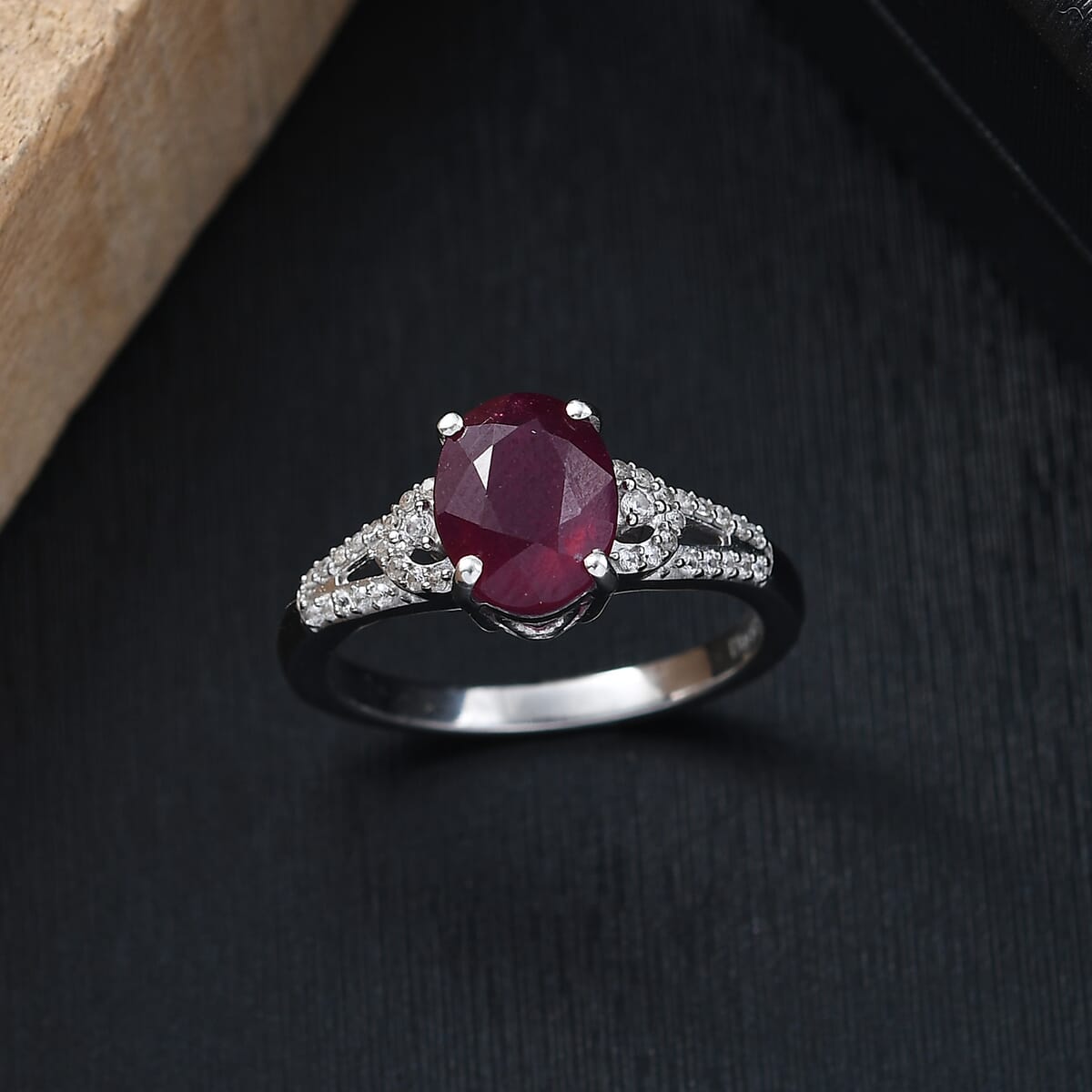 D'Joy Niassa Ruby (FF) and White Zircon 3.00 ctw Art Deco Ring in Rhodium Over Sterling Silver (Size 7.0) image number 1