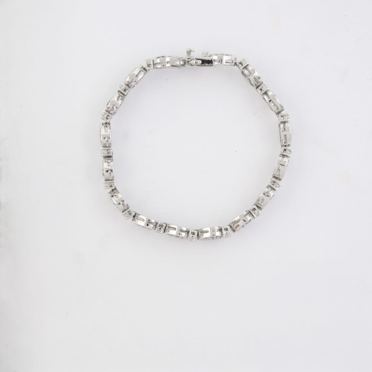 Premium Ceylon Blue Sapphire and White Zircon 7.25 ctw Tears of the Ocean Bracelet in Rhodium Over Sterling Silver (8.00 In) image number 4