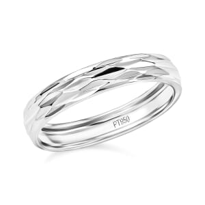 950 Platinum Diamond-Cut Band Ring (Size 7.0) 3.35 Grams
