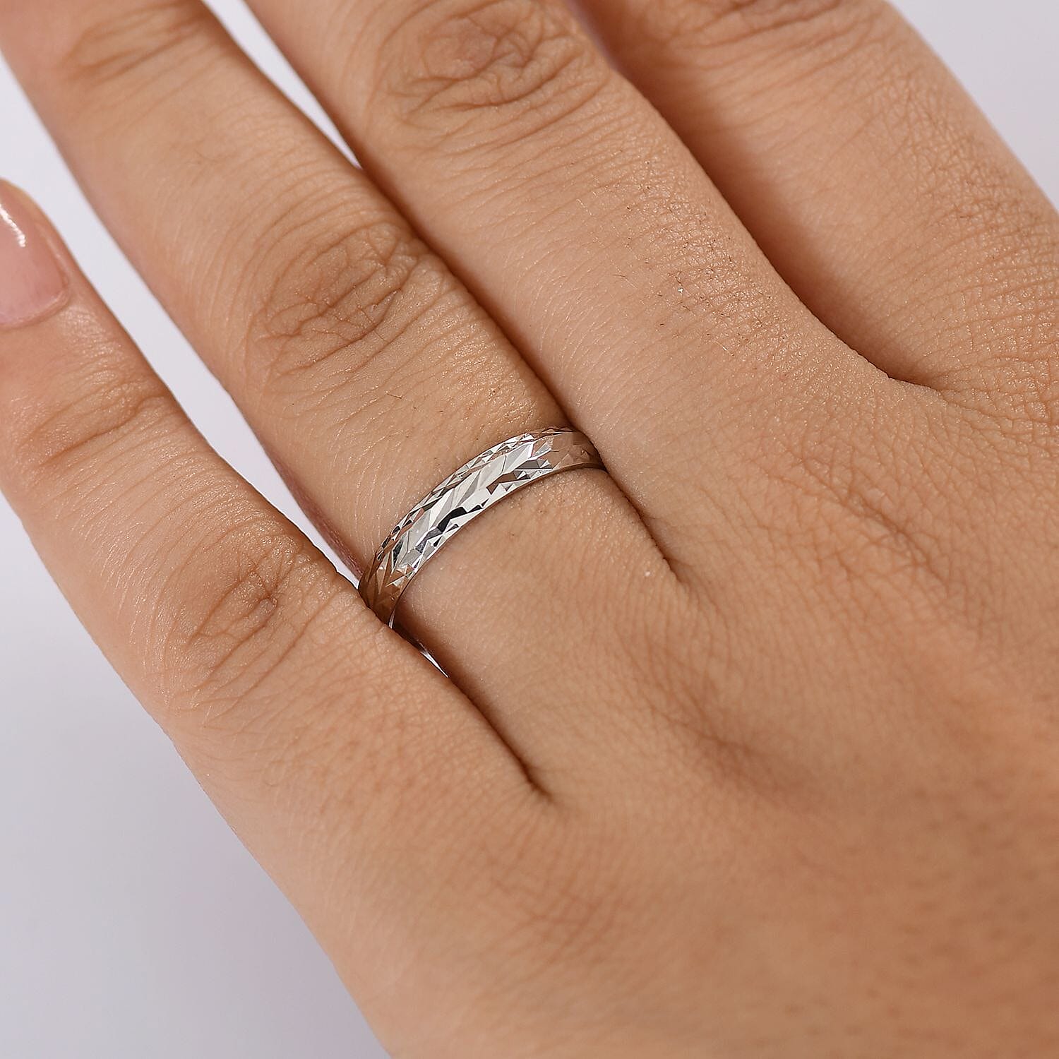 950 Platinum Diamond-Cut Band Ring (Size 10.0) 3 Grams