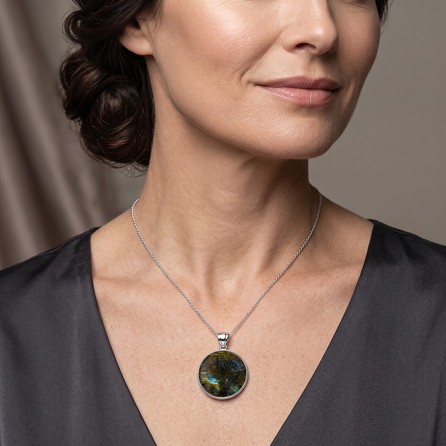 Round Labradorite 59.00 ctw Pendant without Chain in Silvertone