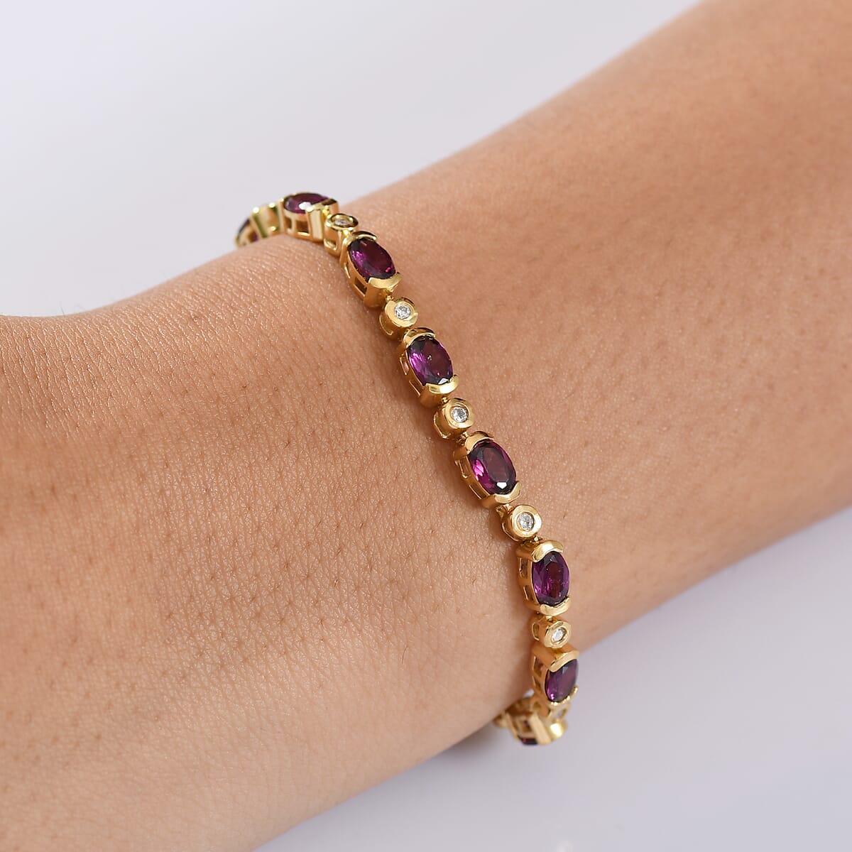 D’Joy Premium Radiant Ember Garnet and Moissanite 8.20 ctw Bracelet in 18K Vermeil Yellow Gold Over Sterling Silver (6.50 In) image number 2