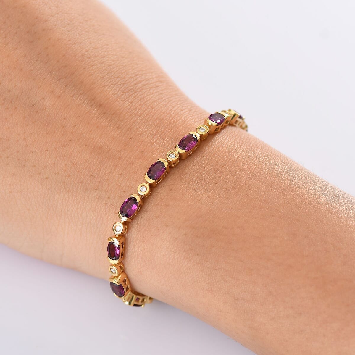 D’Joy Premium Radiant Ember Garnet and Moissanite 9.40 ctw Bracelet in 18K Vermeil Yellow Gold Over Sterling Silver (7.25 In) image number 2