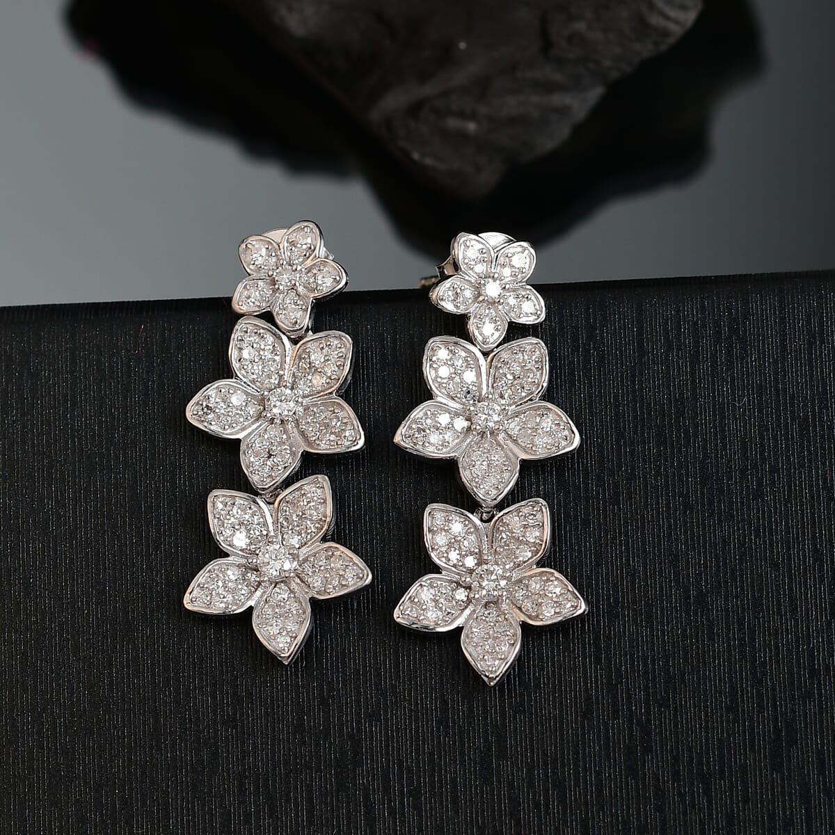 Luxuriant Lab Grown Diamond Dangling 1.00 ctw Earrings in Rhodium Over Sterling Silver image number 1