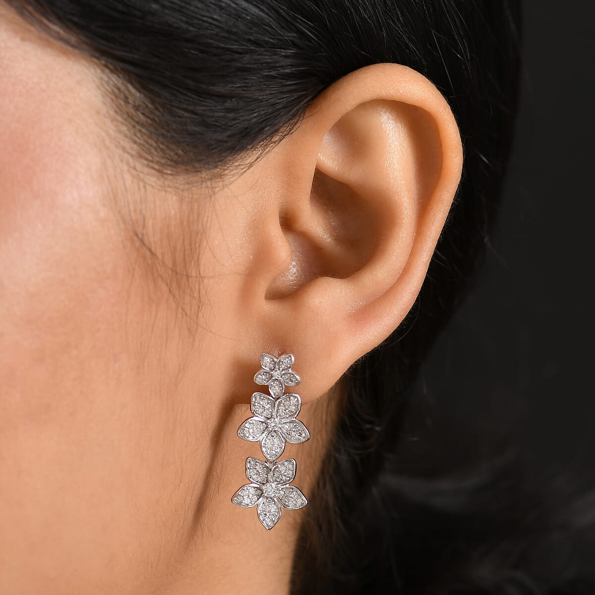 Luxuriant Lab Grown Diamond Dangling 1.00 ctw Earrings in Rhodium Over Sterling Silver image number 2