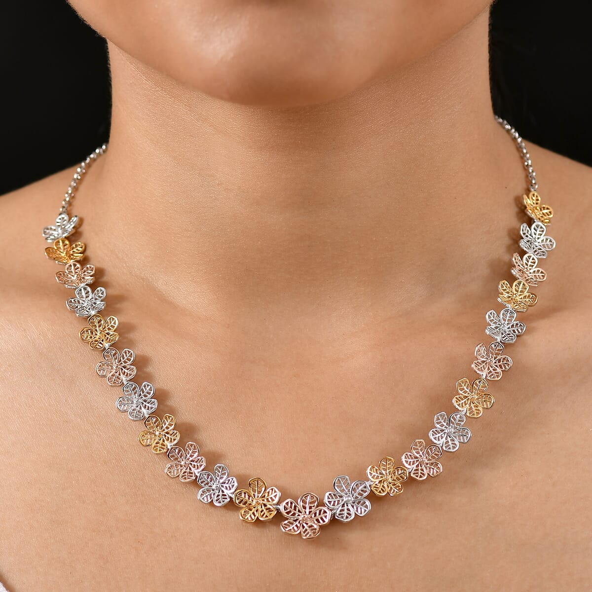 D'Joy Passport to Turkey Floral Necklace in 18K Vermeil YRG and Rhodium Over Sterling Silver 18 Inches 23.25 Grams image number 2