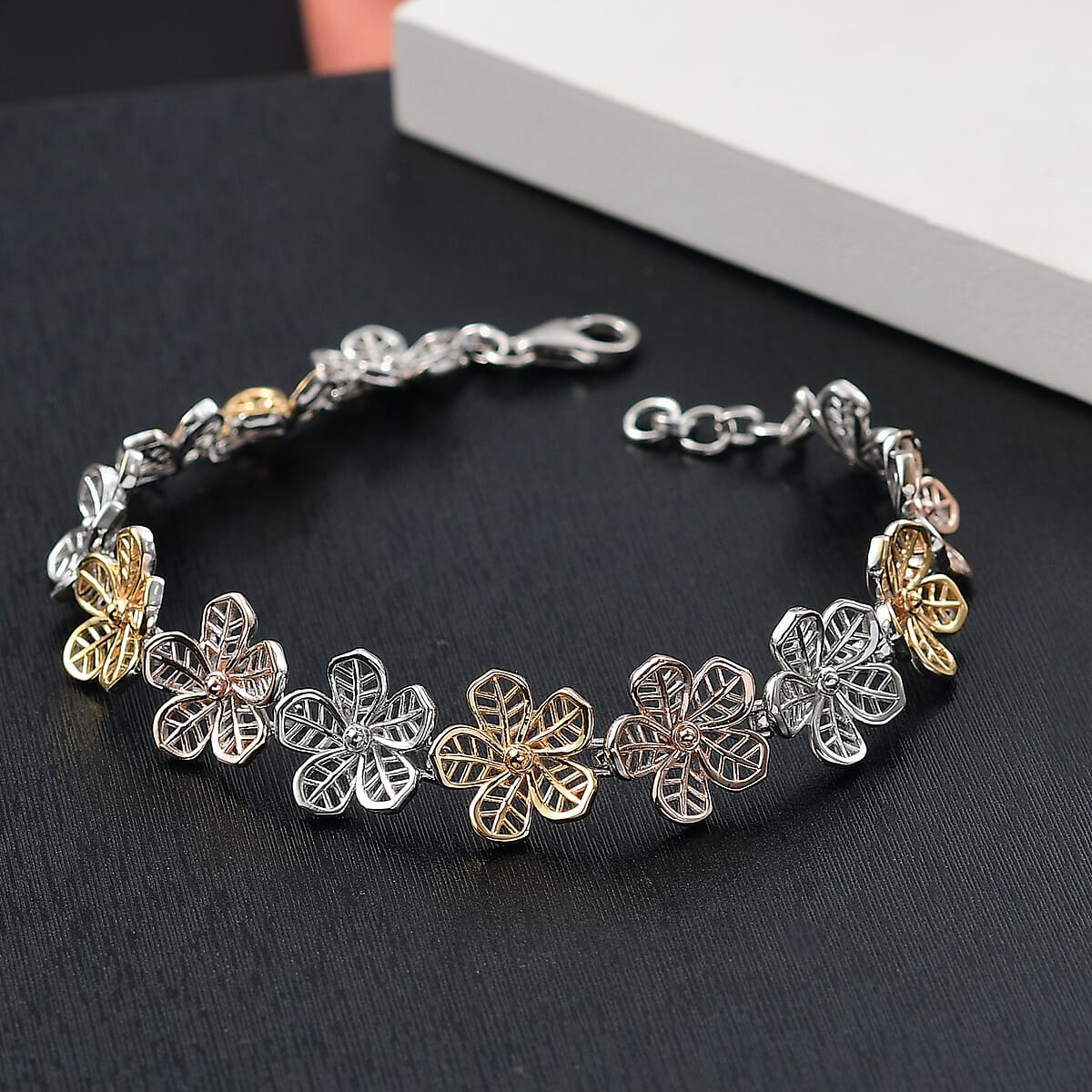 D'Joy Passport to Turkey 18K Vermeil YRG and Rhodium Over Sterling Silver Floral Bracelet (8.00 In) 13.10 Grams image number 1