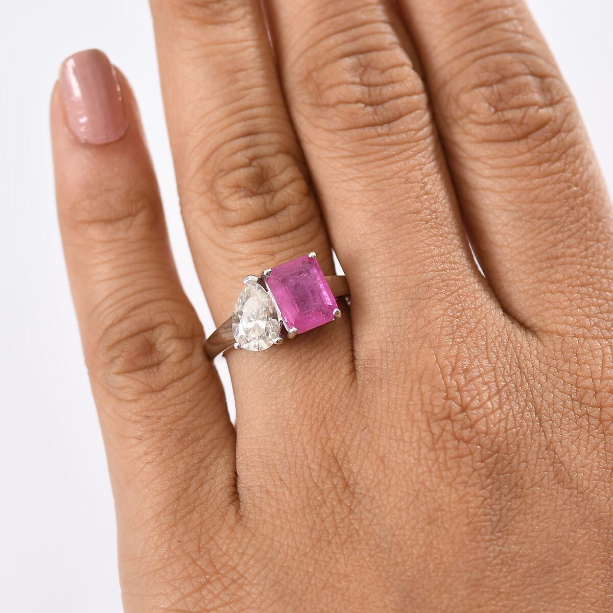 Premium Ilakaka Hot Pink Sapphire (FF), Moissanite Ring in Rhodium Over Sterling Silver (Size 10.0) 4.50 ctw image number 2