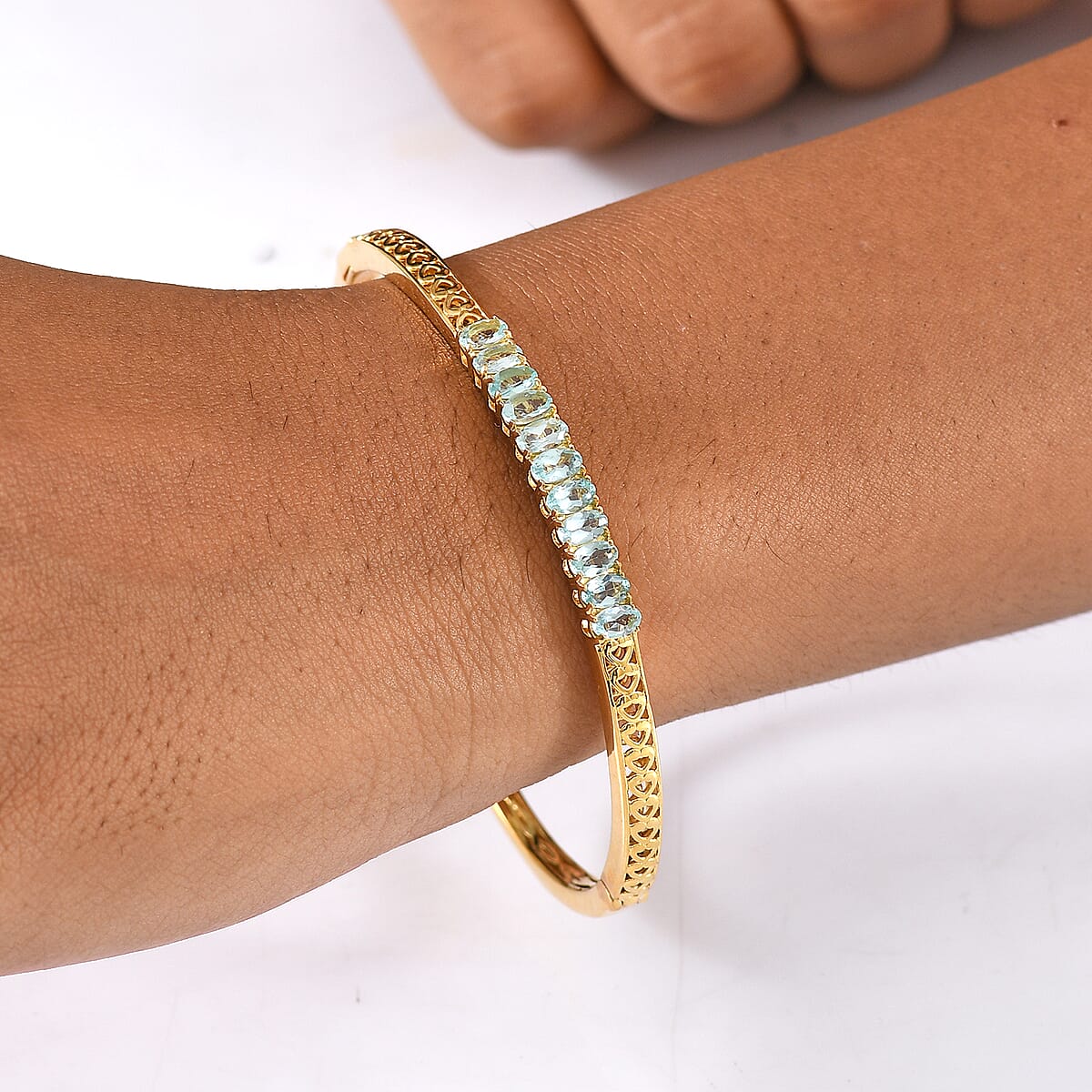 EverTrue Paraiba Apatite 11.75 ctw Bangle Bracelet in 18K YG Plated (8.00 In) image number 2