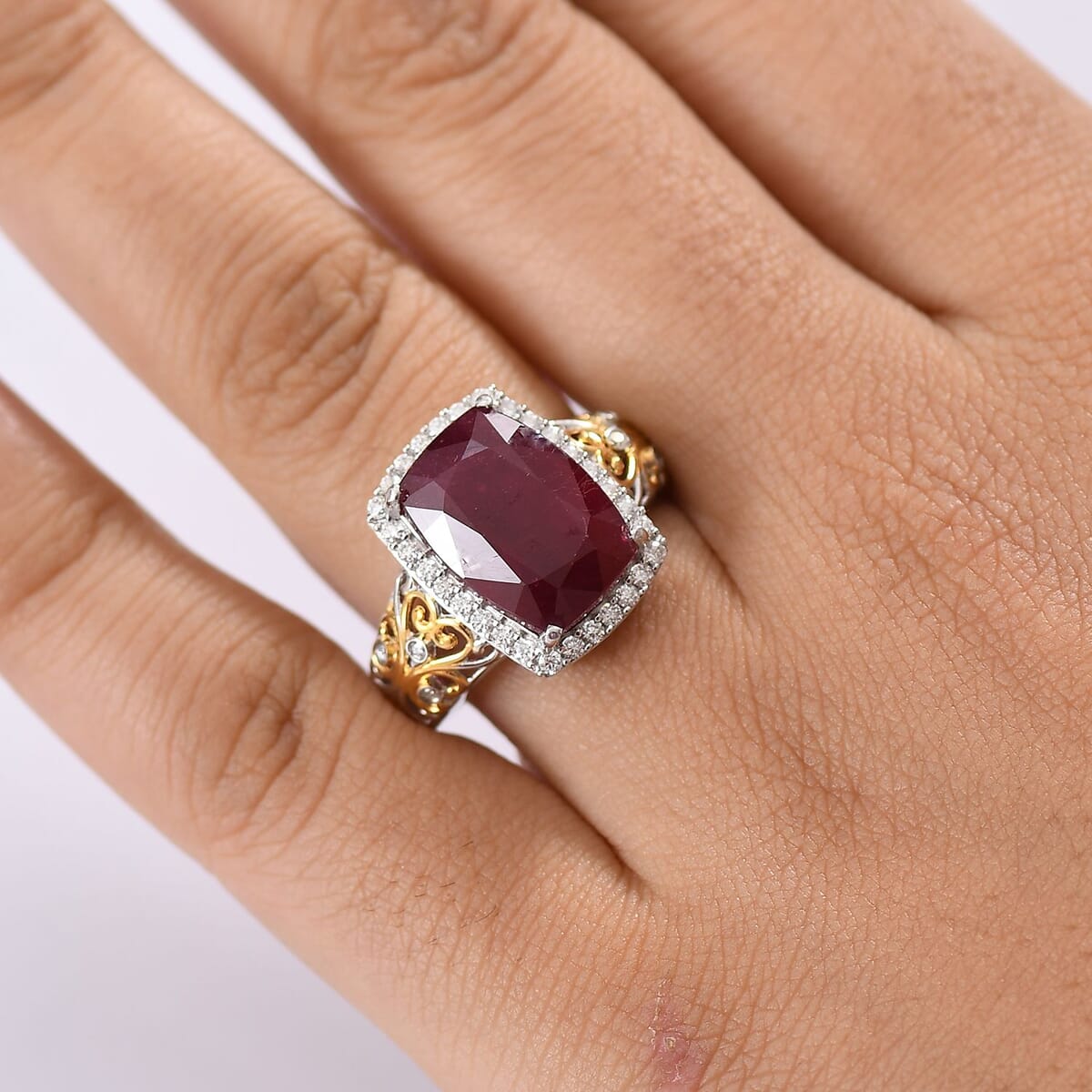 Niassa Ruby (FF) and Moissanite 11.15 ctw Ring in 18K Vermeil YG and Rhodium Over Sterling Silver (Size 10.0) image number 2