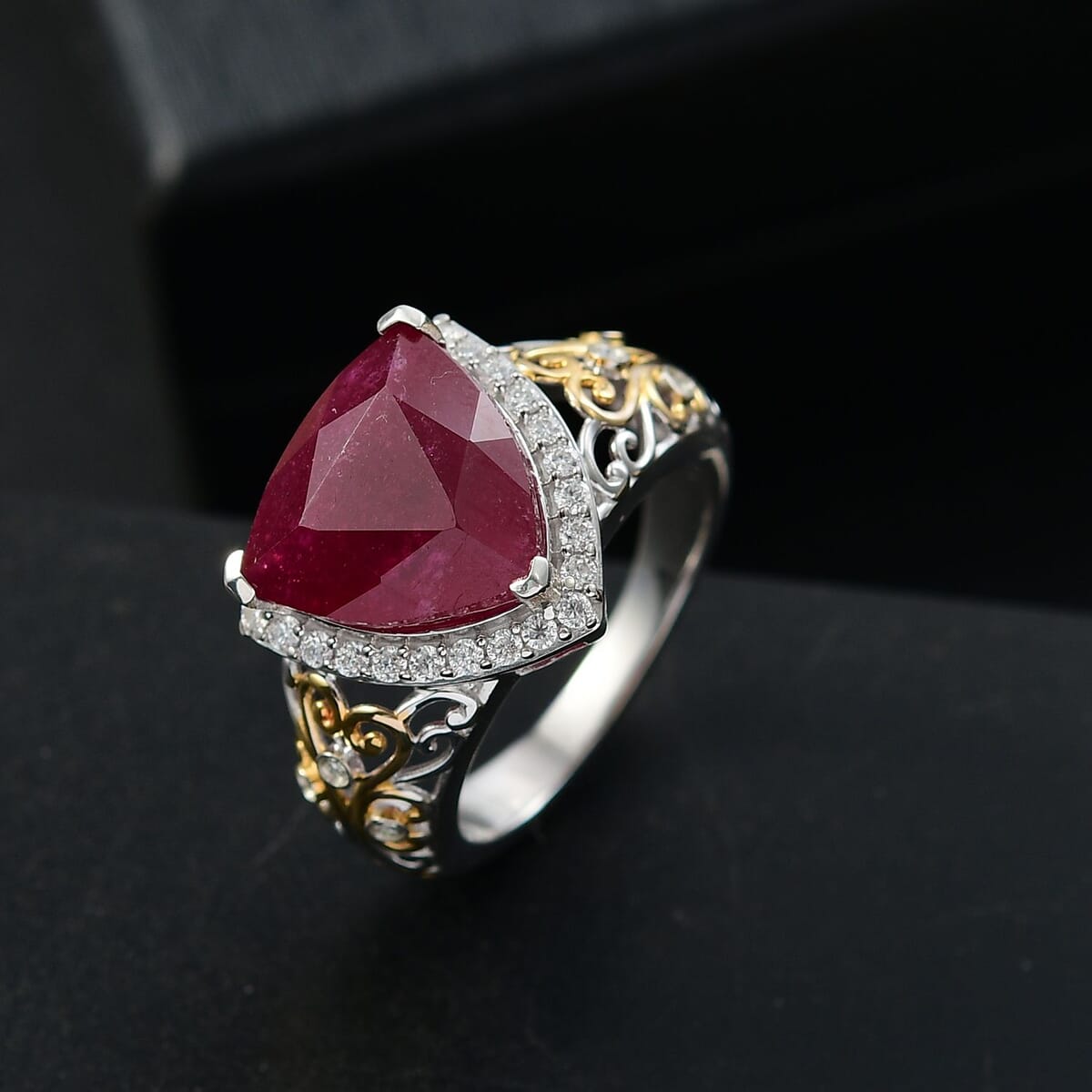 Niassa Ruby (FF) and Moissanite 9.15 ctw Ring in 18K Vermeil YG and Rhodium Over Sterling Silver (Size 9.0) image number 1