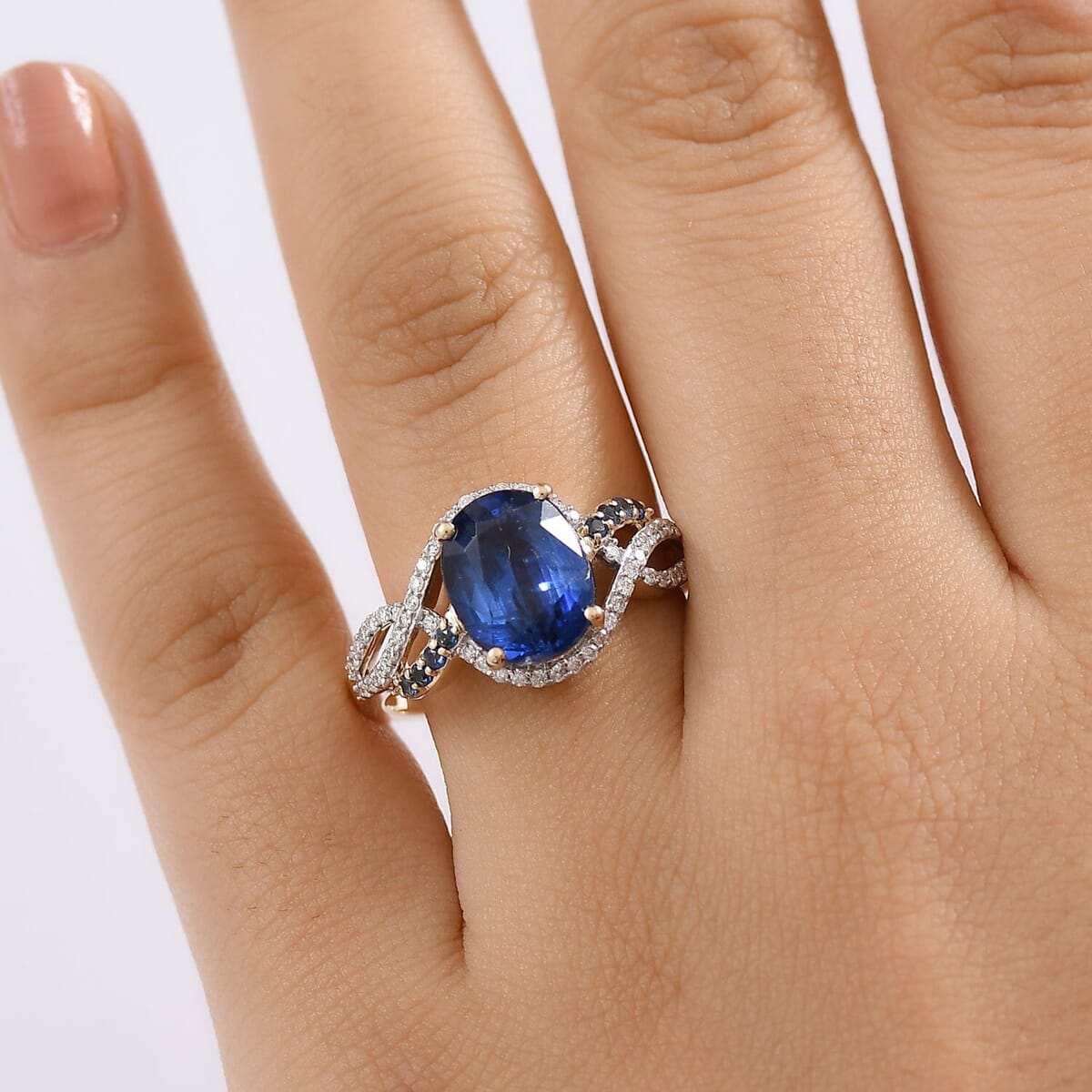 Luxoro Premium Nilamani, Ceylon Sapphire and G-H I2 Diamond 5.00 ctw Sea Whirlpool Ring in 10K Yellow Gold (Size 10.0) image number 2