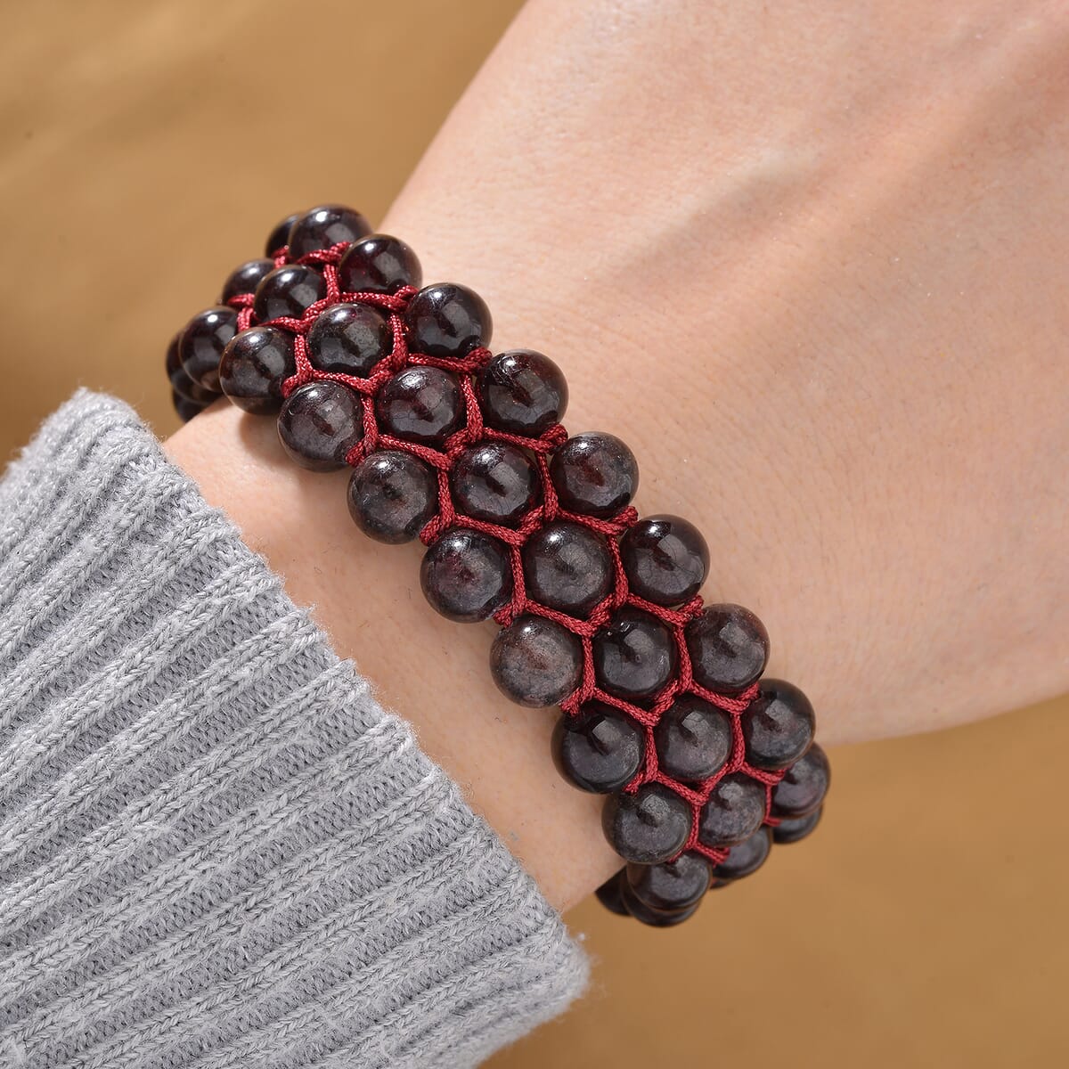 Mozambique Garnet Beaded 140 ctw Three- Row Bracelet (6-9In) image number 1