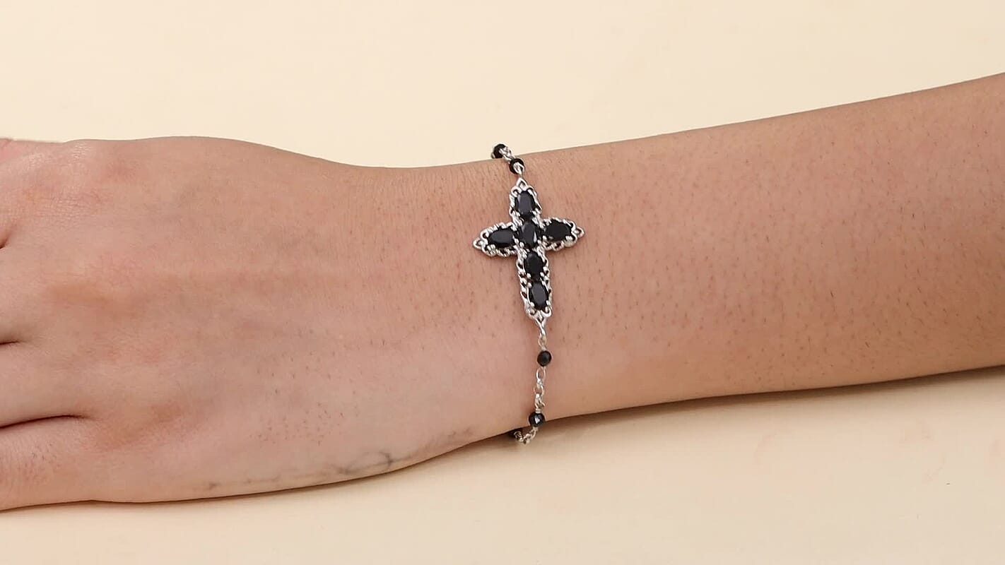 EverTrue Thai Black Spinel 5.40 ctw Toggle Clasp Bracelet in Platinum Bond (6.50-8.0In)