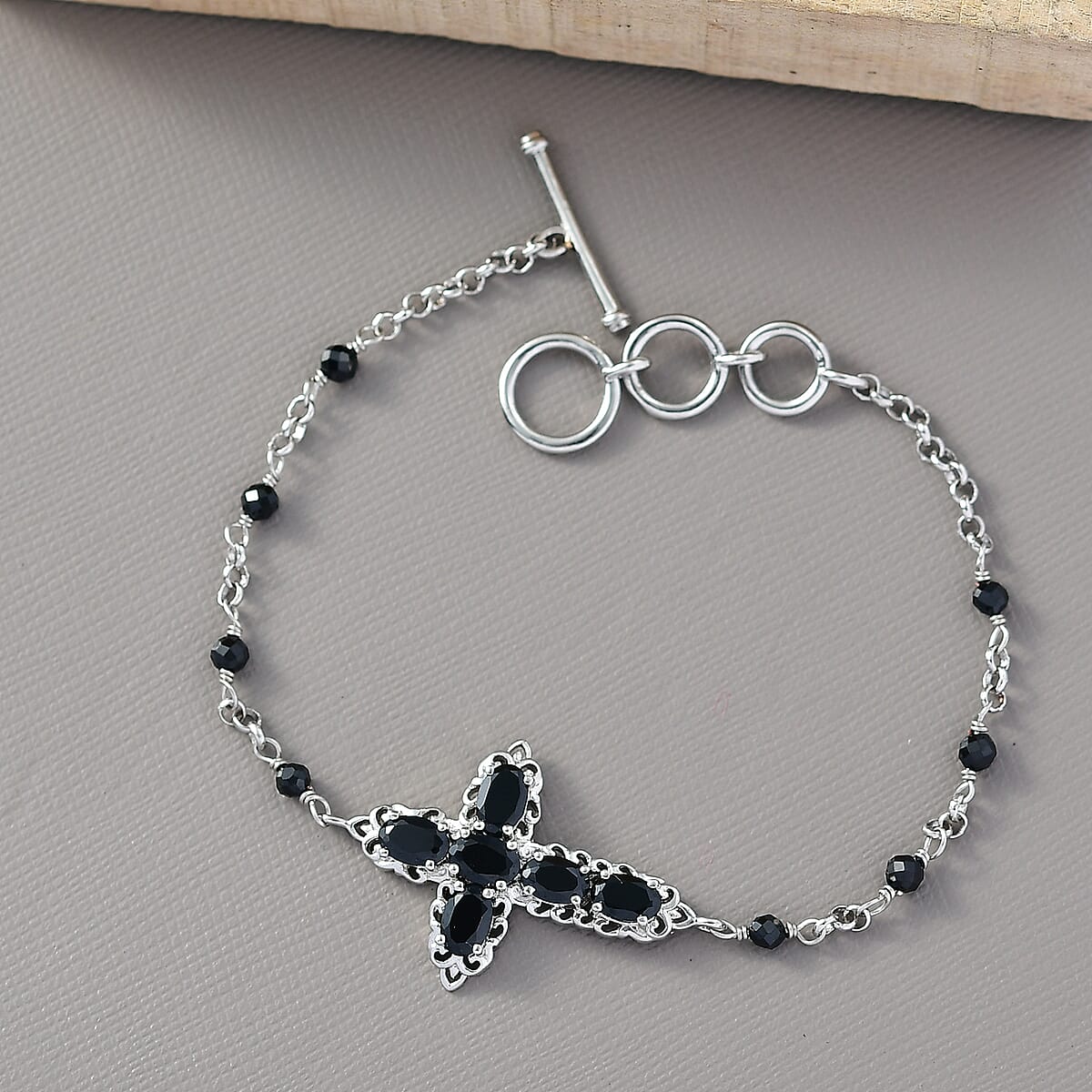 EverTrue Thai Black Spinel 5.40 ctw Toggle Clasp Bracelet in Platinum Bond (6.50-8.0In) image number 1