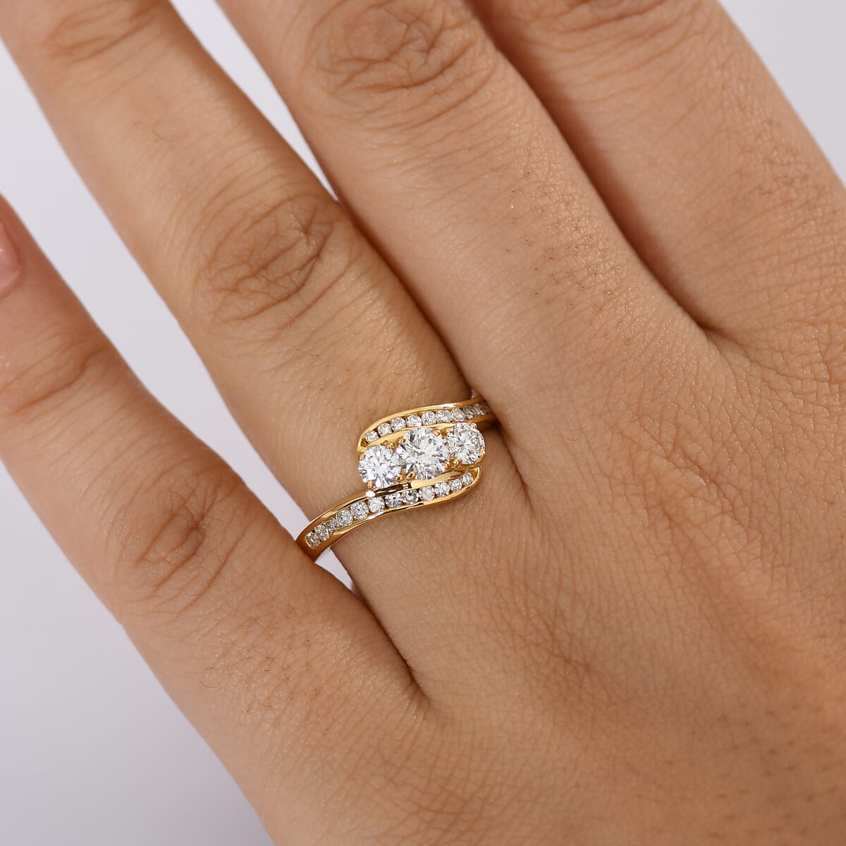 Luxuriant Lab Grown Diamond G-H SI 1.00 ctw Intercross Path Ring in 18K Vermeil Yellow Gold Over Sterling Silver (Size 6.0)  image number 2