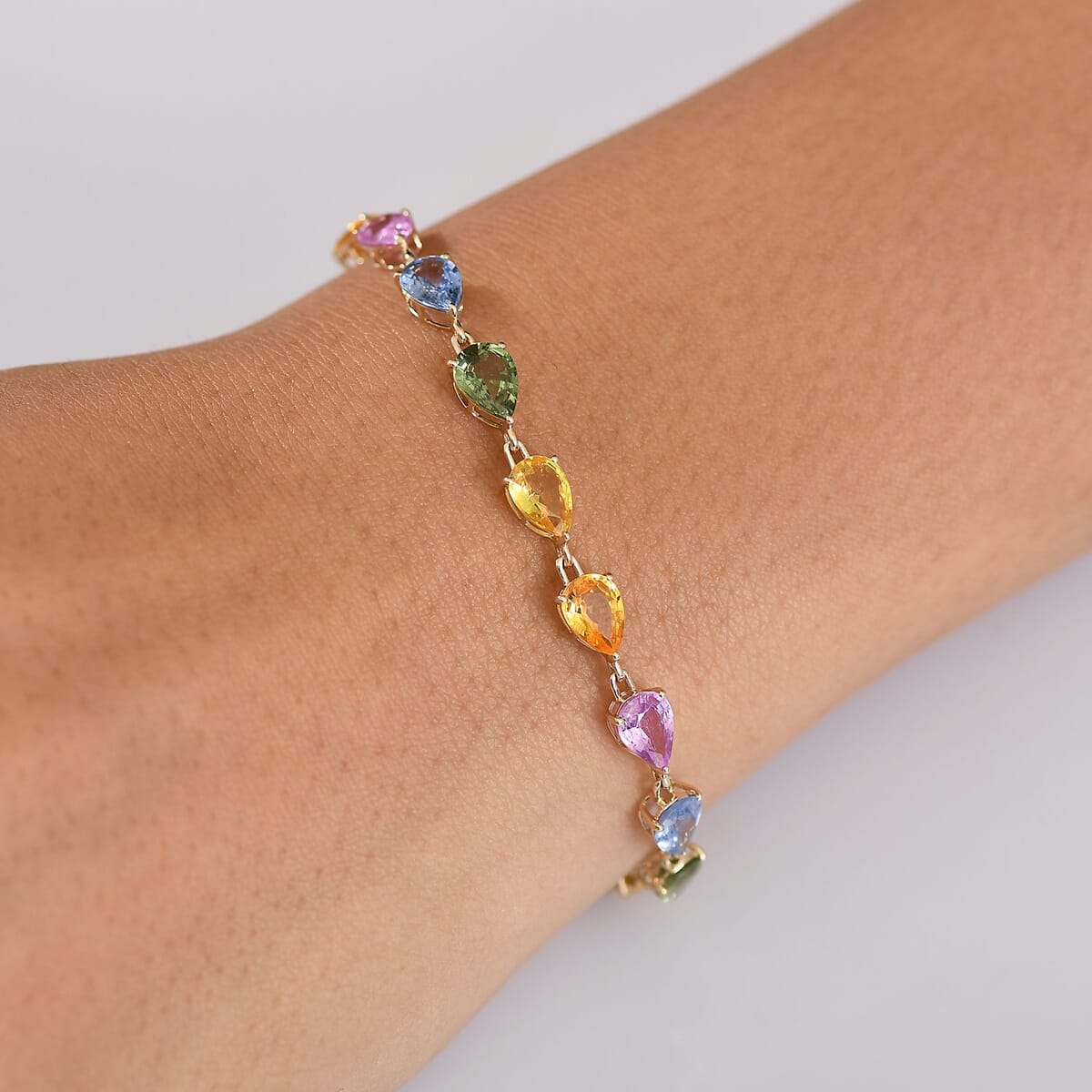 Luxoro AAA Multi Sapphire 15.00 ctw Garden of Light Bracelet in 10K Yellow Gold (7.25 In) image number 2