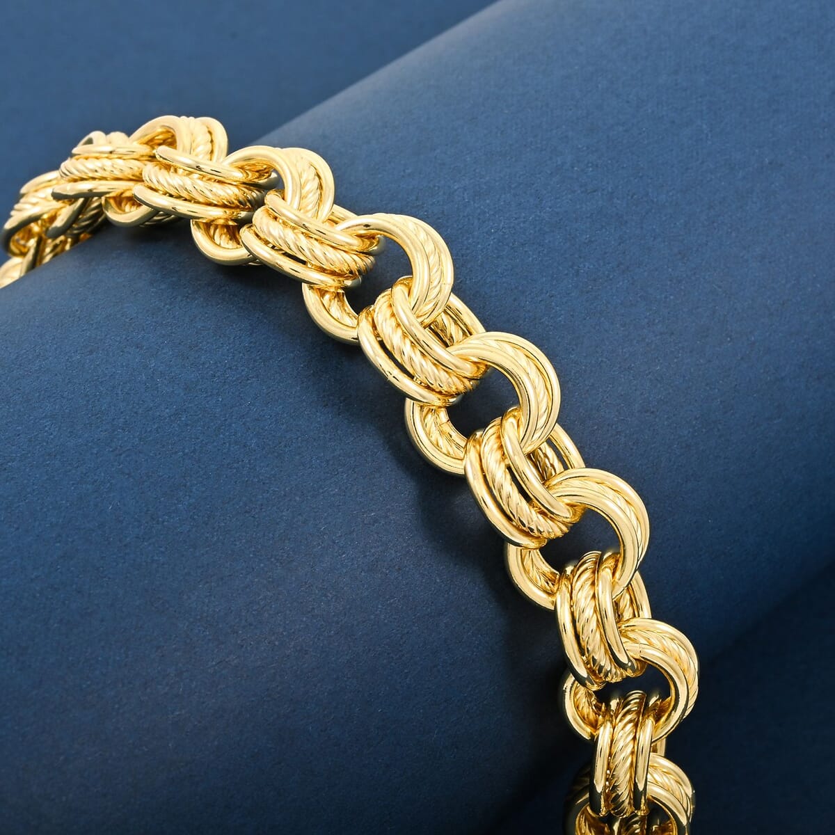 Italian La Bella Sterling Silver Fantasia Chain Bracelet (8.00 In) (22.13 g) YG image number 1