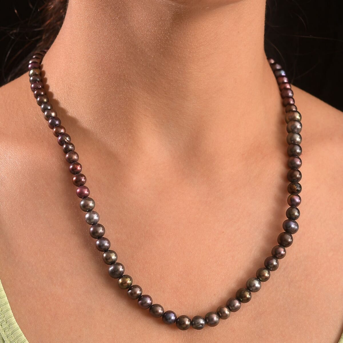Peacock Dyed Pearl Endless Necklace (28 Inches) image number 2