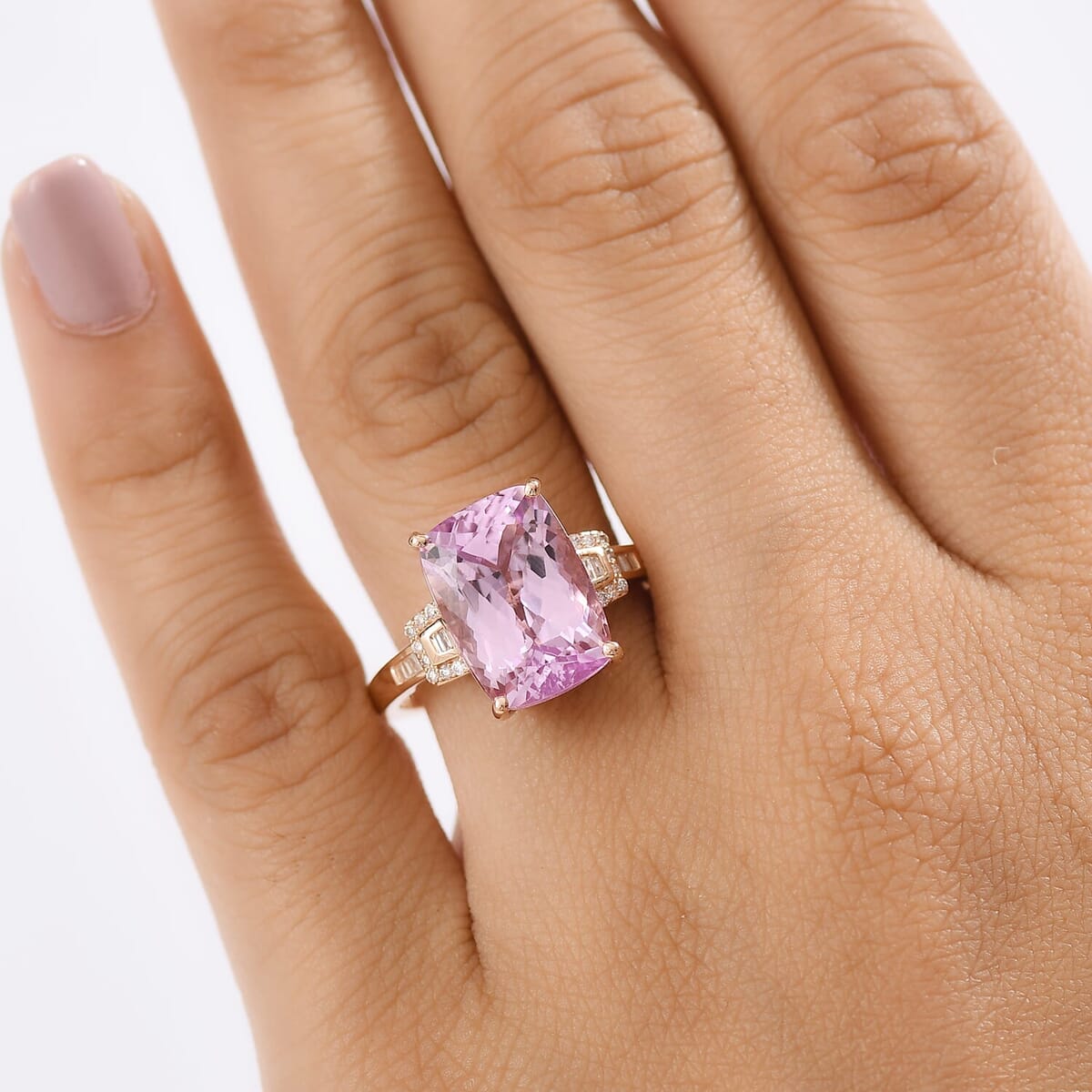 Luxoro 10K Rose Gold AAA Martha Rocha Kunzite, Natural Pink and White Diamond (I1 - I2) (0.16 cts) Ring (Size 6.0) 8.90 ctw image number 2