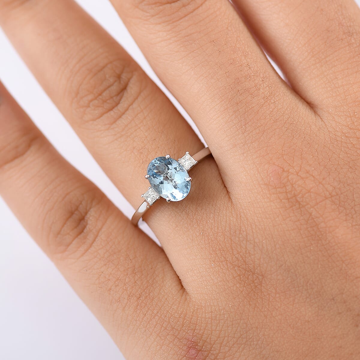 Certified & Appraised Luxoro AAA Santa Maria Aquamarine and G-H I2 Diamond 1.66 ctw Ring in 14K White Gold (Size 10.0) image number 2