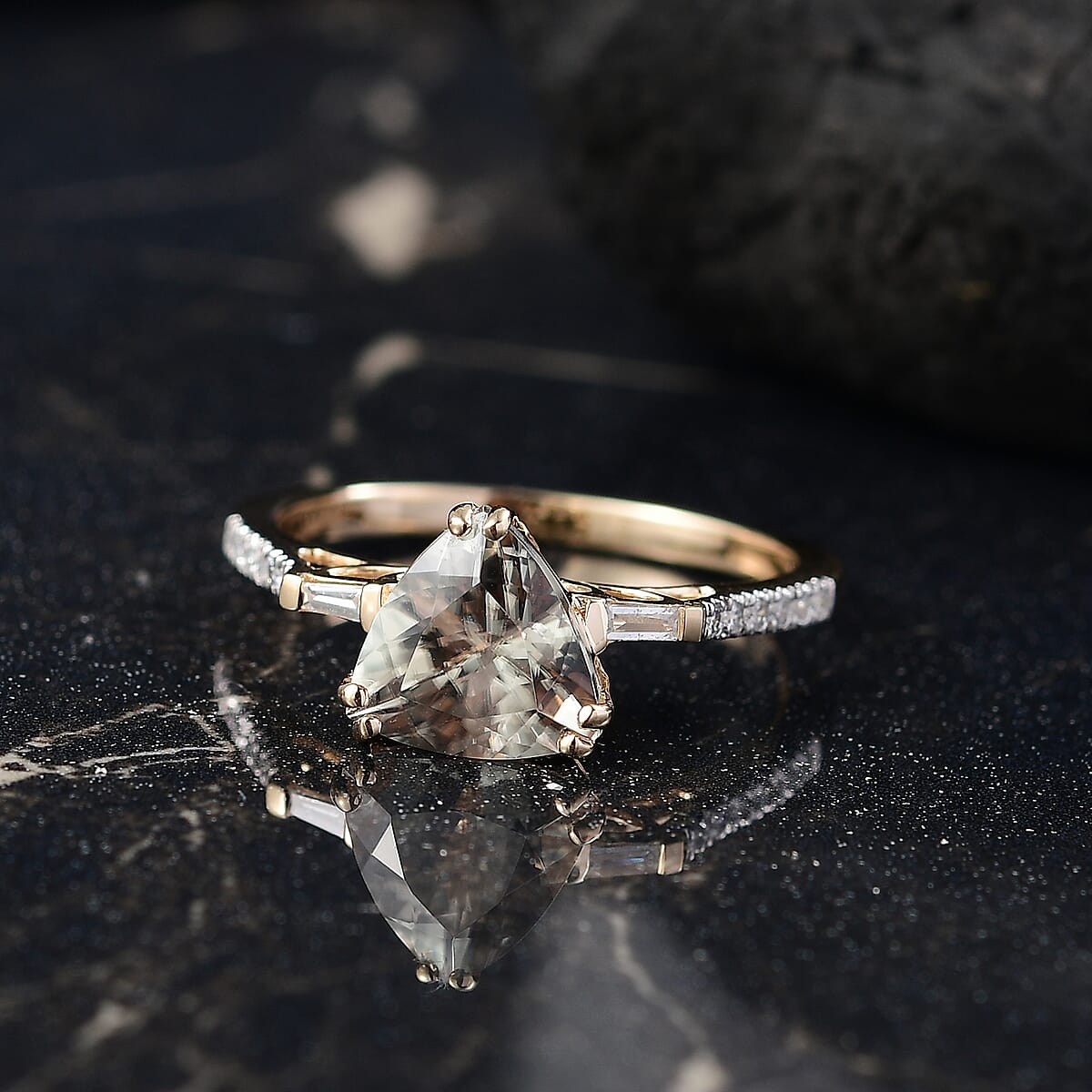 Certified & Appraised Luxoro AAA Turkizite and G-H I2 Diamond 2.20 ctw Ring in 14K Yellow Gold image number 1
