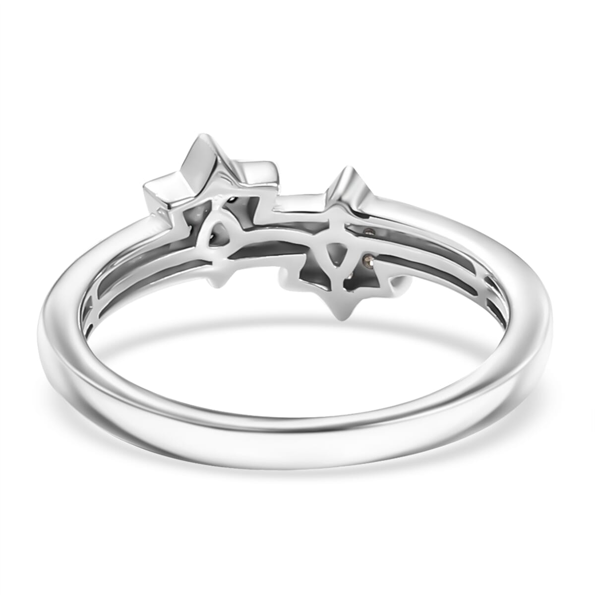 Luxuriant Lab Grown Blue Diamond (IR), Lab Grown Diamond 0.08 ctw Ring in Rhodium Over Sterling Silver (Size 7.0)  image number 4