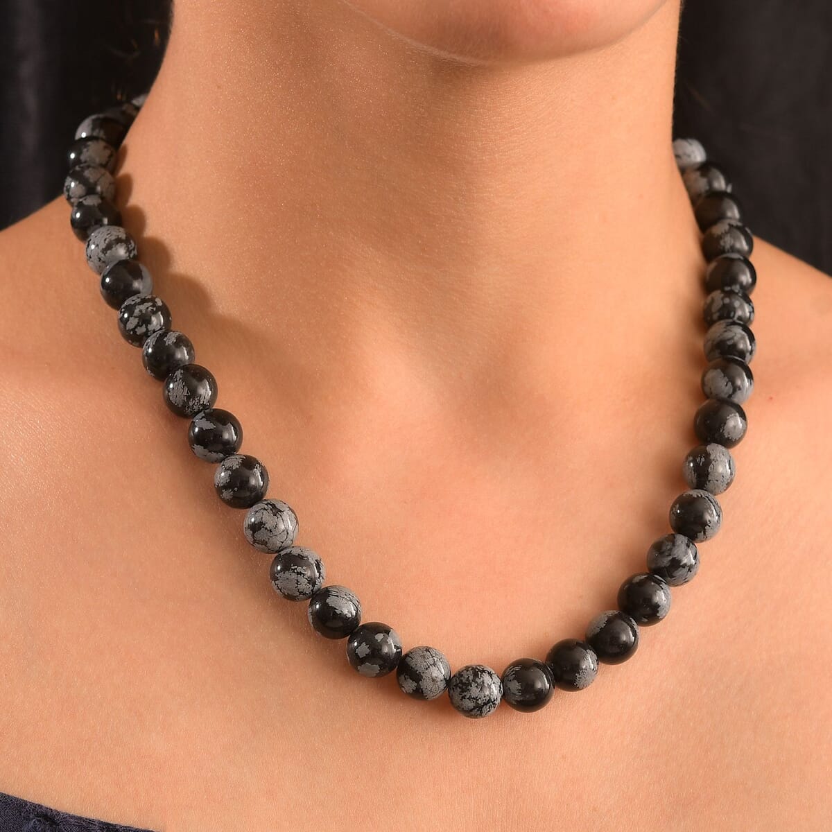 Snow Flake Obsidian 260.00 ctw Beaded Necklace in Platinum Bond 18 Inches image number 2