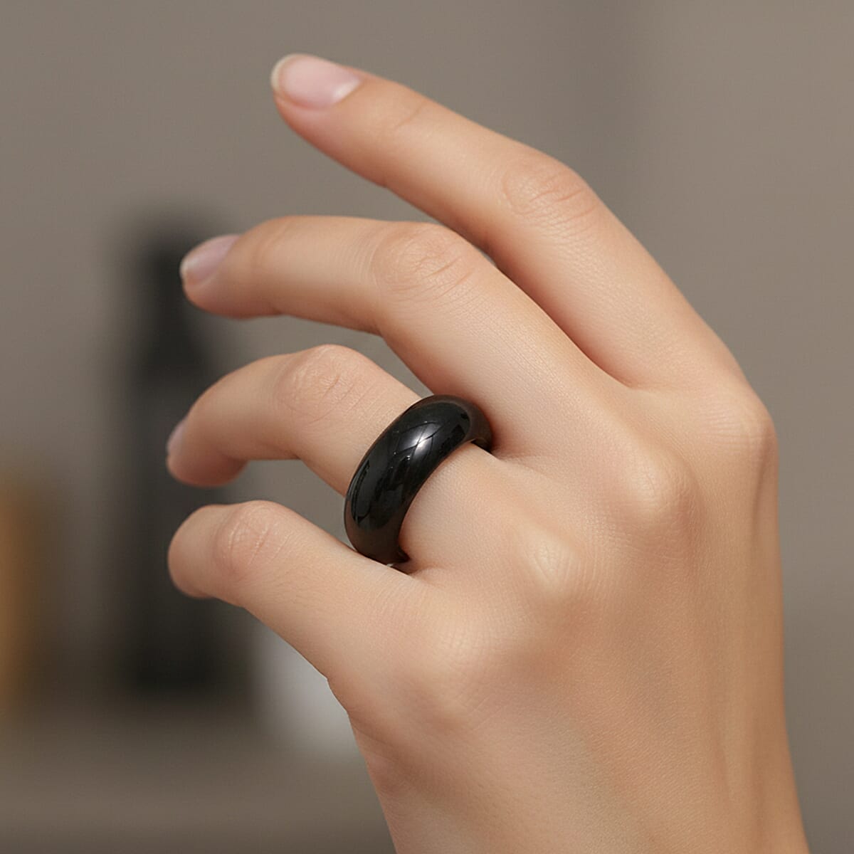 Black Jade (D) 25.00 ctw Band Ring (Size 10.0) image number 2