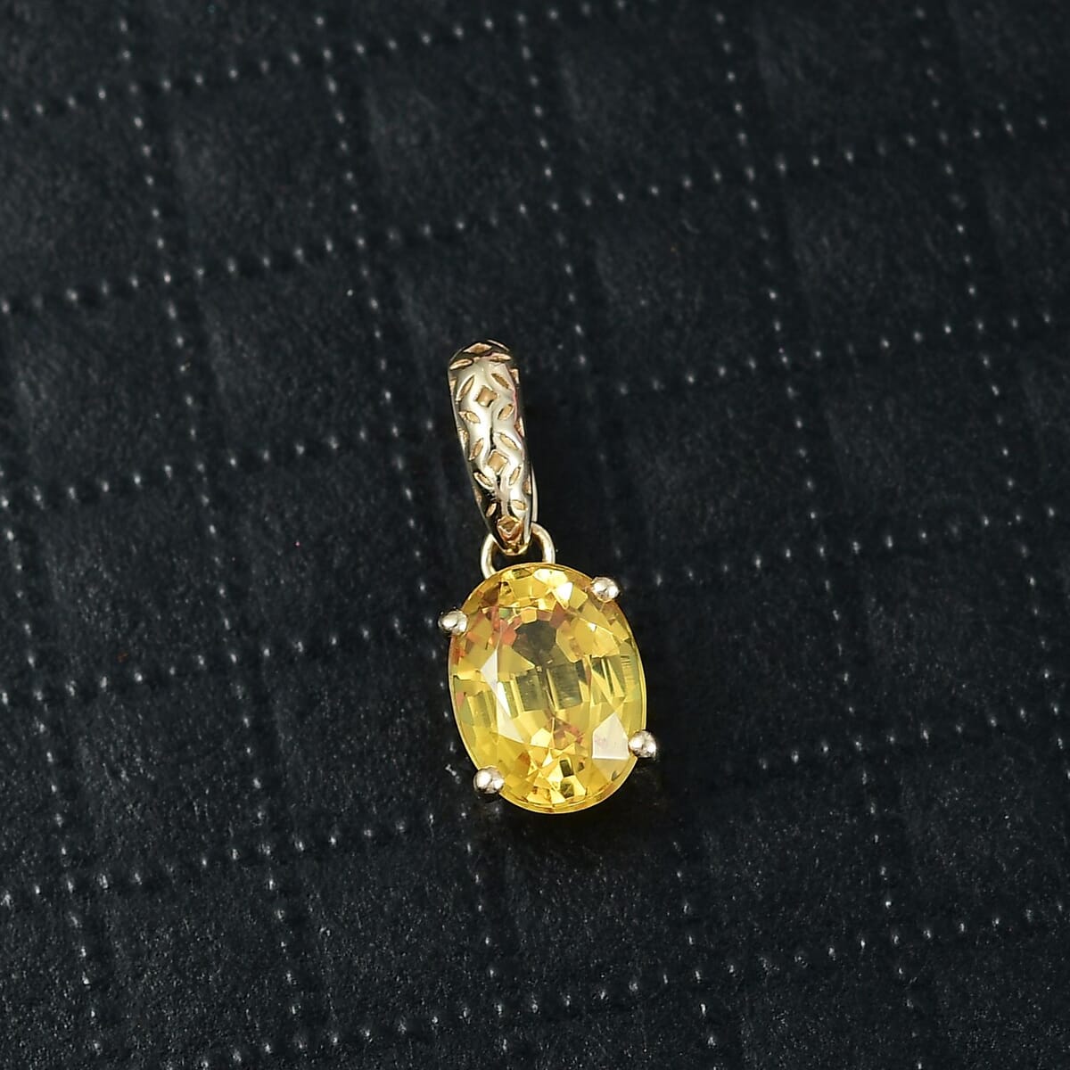 AAA Yellow Sapphire 1.50 ctw Solitaire Pendant in 10K Yellow Gold image number 1