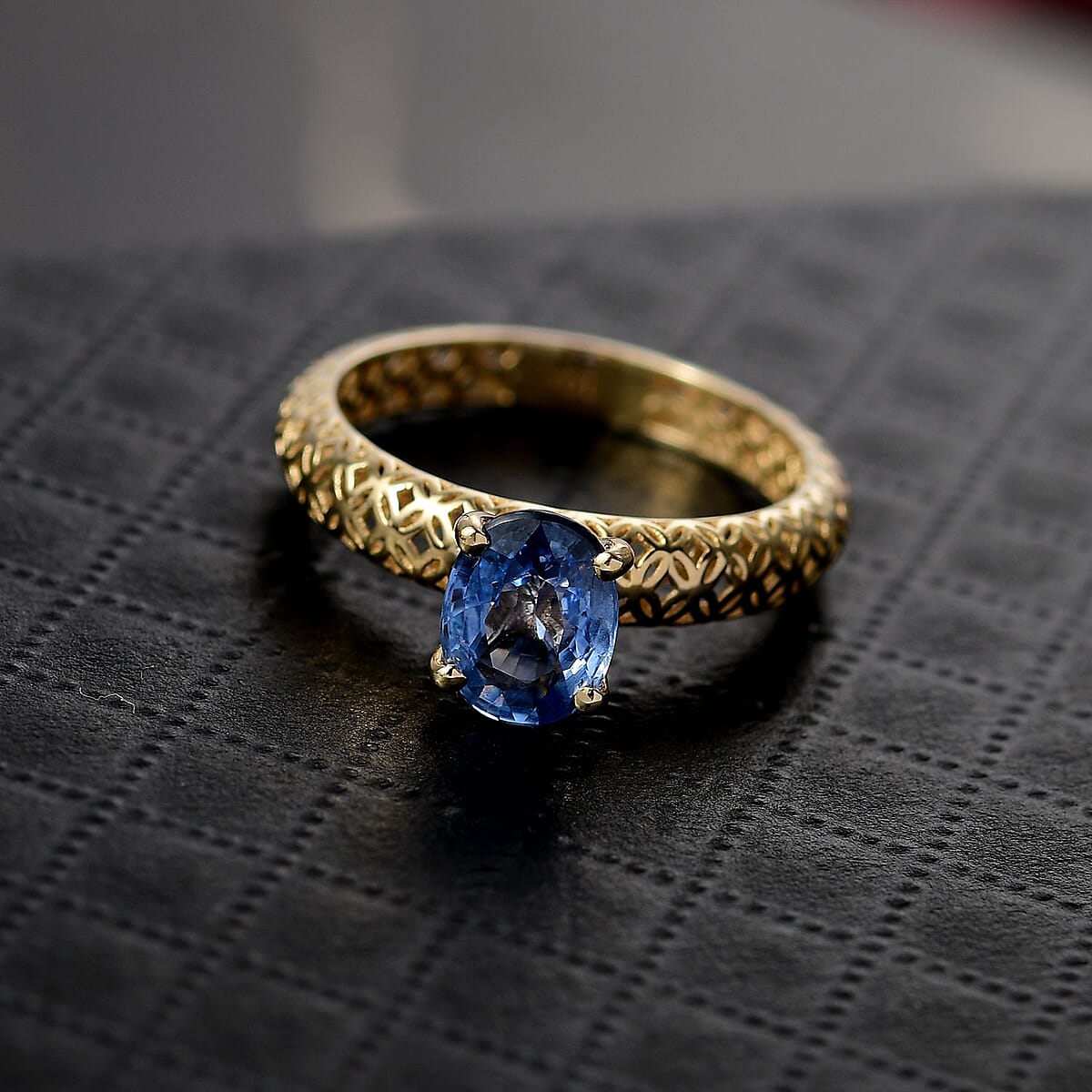 Mirage Collection Madagascar Blue Sapphire Ring in 10K Yellow Gold 1.50 ctw (Size 9.0) image number 1
