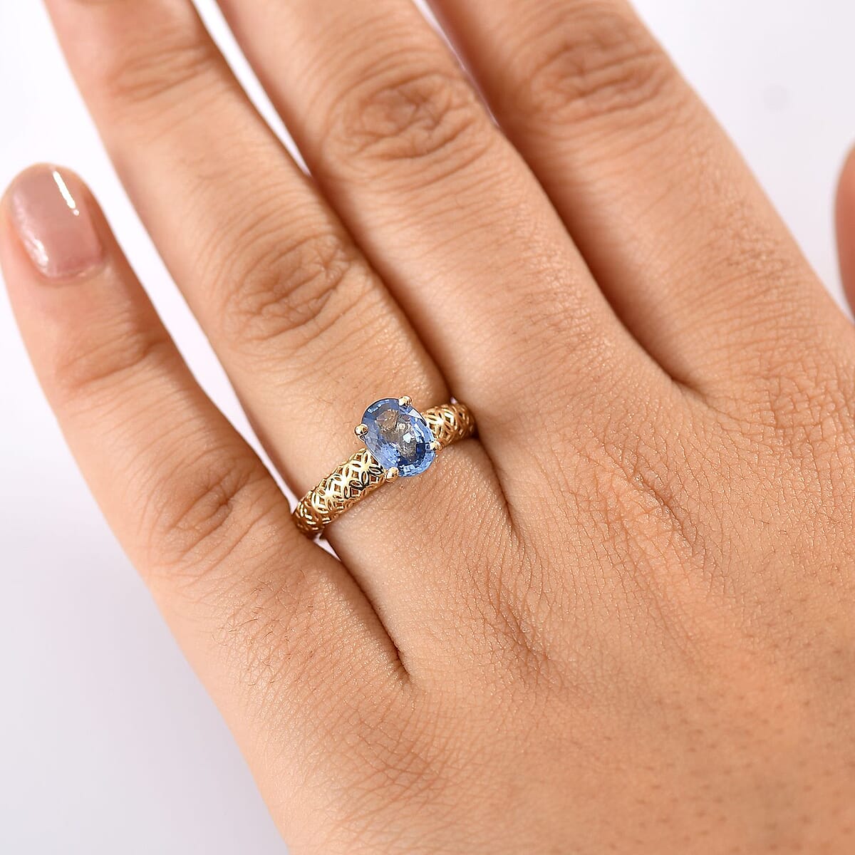 Mirage Collection Madagascar Blue Sapphire Ring in 10K Yellow Gold 1.50 ctw (Size 9.0) image number 2