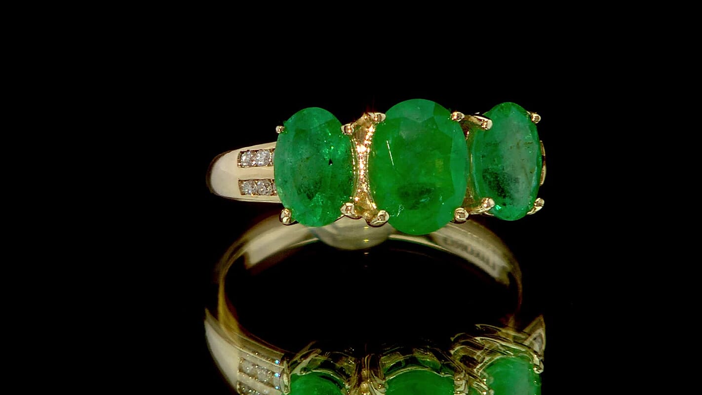 Luxoro AAA Kagem Zambian Emerald and G-H I2 Diamond 2.90 ctw Trilogy Ring in 10K Yellow Gold (Size 10.0)