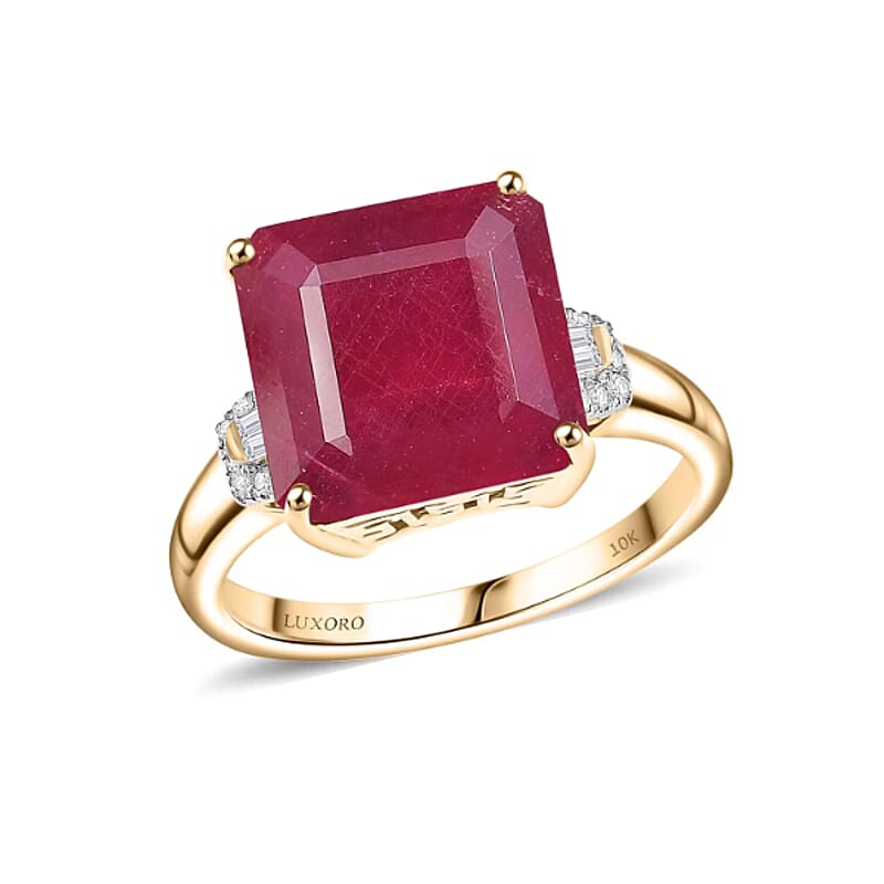 Luxoro AAA Asscher Cut Niassa Ruby FF and I2 Diamond 13.60 ctw Antique Greek Key Ring in 10K Yellow Gold (Size 12.0)