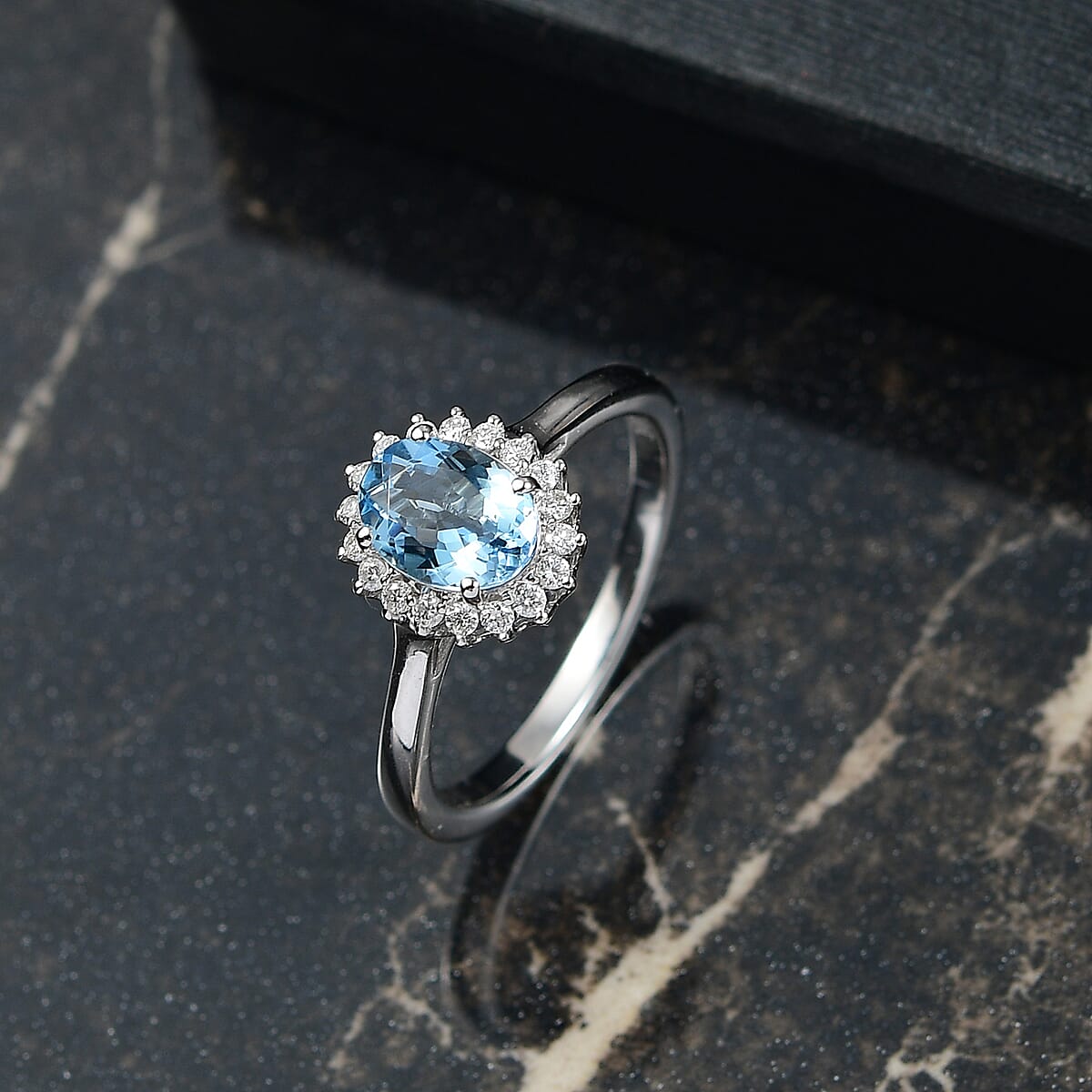 Certified & Appraised Luxoro AAA Santa Maria Aquamarine and G-H I2 Diamond 1.16 ctw Ring in 14K White Gold (Size 10.0) image number 1
