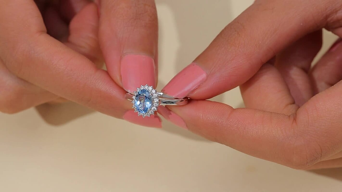Certified & Appraised Luxoro AAA Santa Maria Aquamarine and G-H I2 Diamond 1.16 ctw Ring in 14K White Gold (Size 10.0)